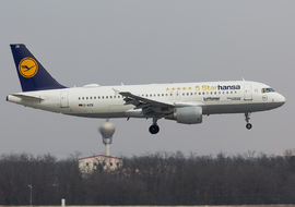 Airbus - A320-214 (D-AIZB) - odin7602