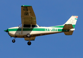 Cessna - 172 Skyhawk (all models except RG) (HA-JDA) - ptolnai