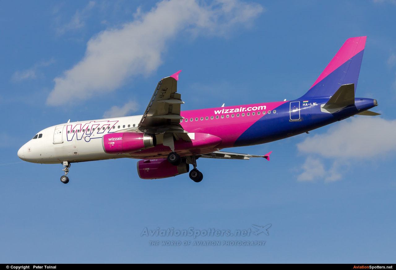 Wizz Air  -  A320-232  (HA-LWL) By Peter Tolnai (ptolnai)