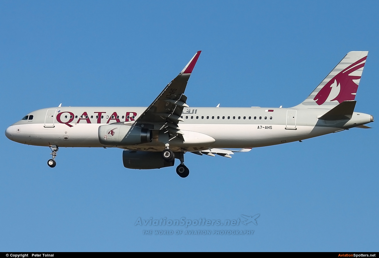 Qatar Airways  -  A320-231  (A7-AHS) By Peter Tolnai (ptolnai)