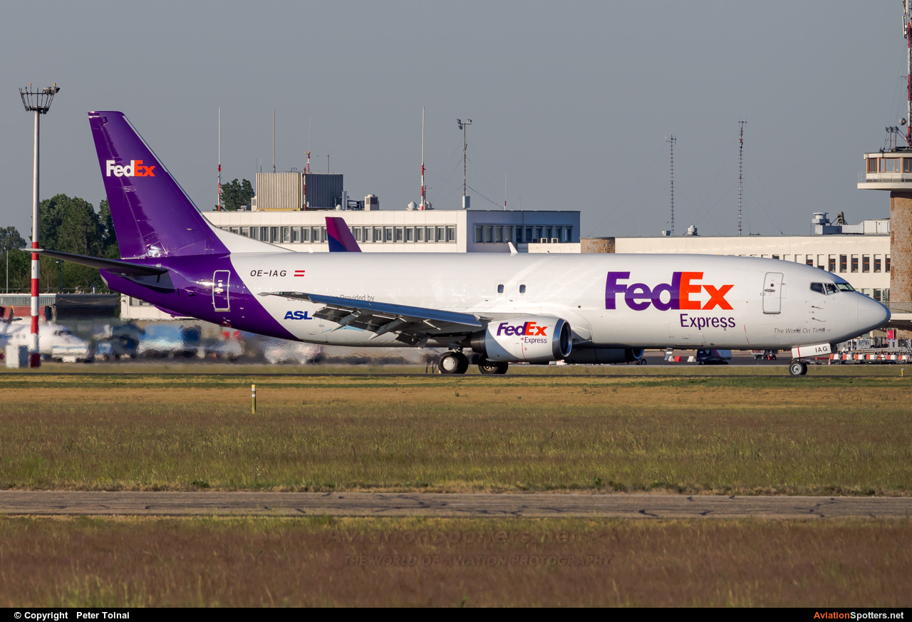 FedEx Federal Express  -  737-400F  (OE-IAG) By Peter Tolnai (ptolnai)