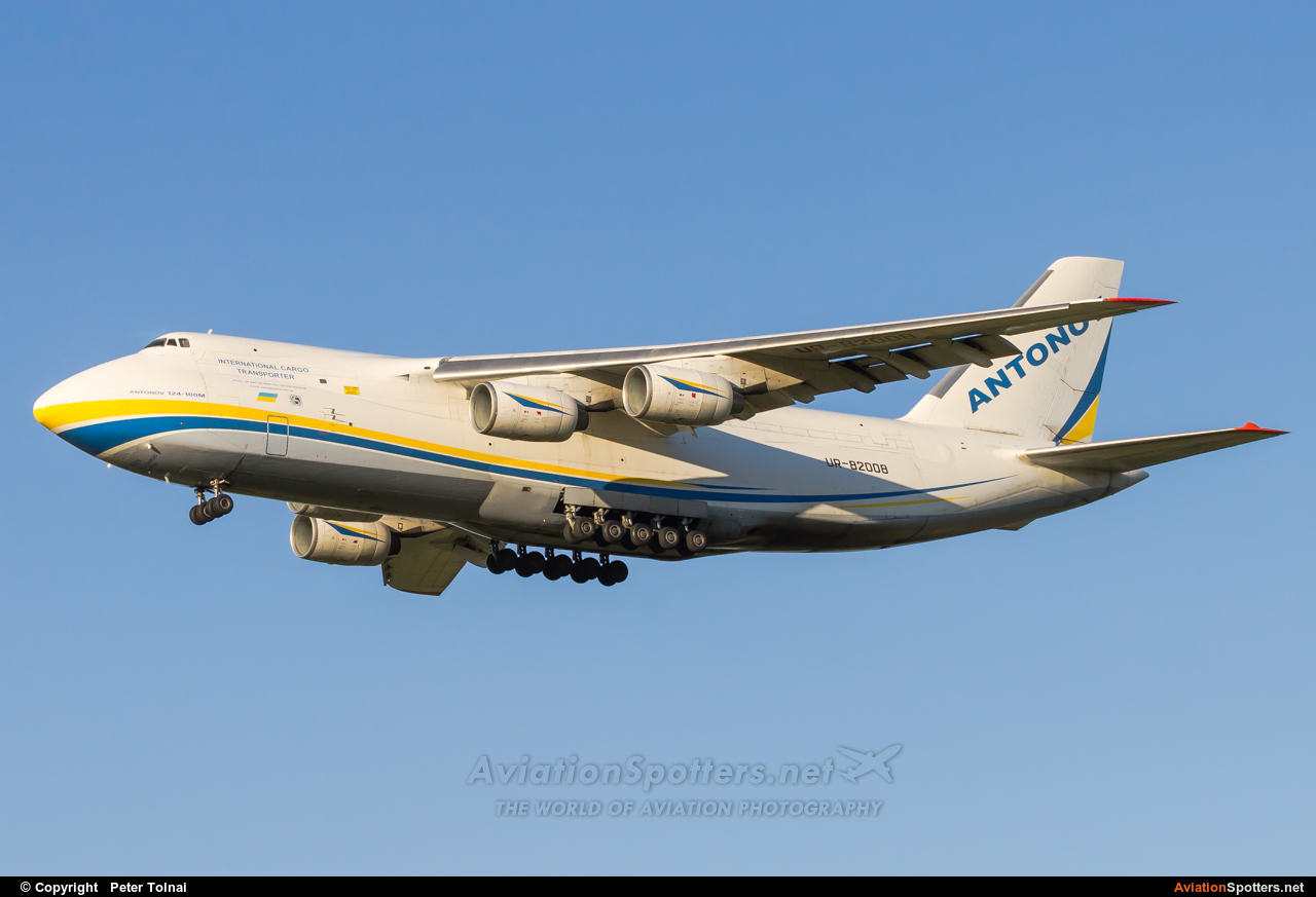 Antonov Design Bureau  -  An-124  (UR-82008) By Peter Tolnai (ptolnai)