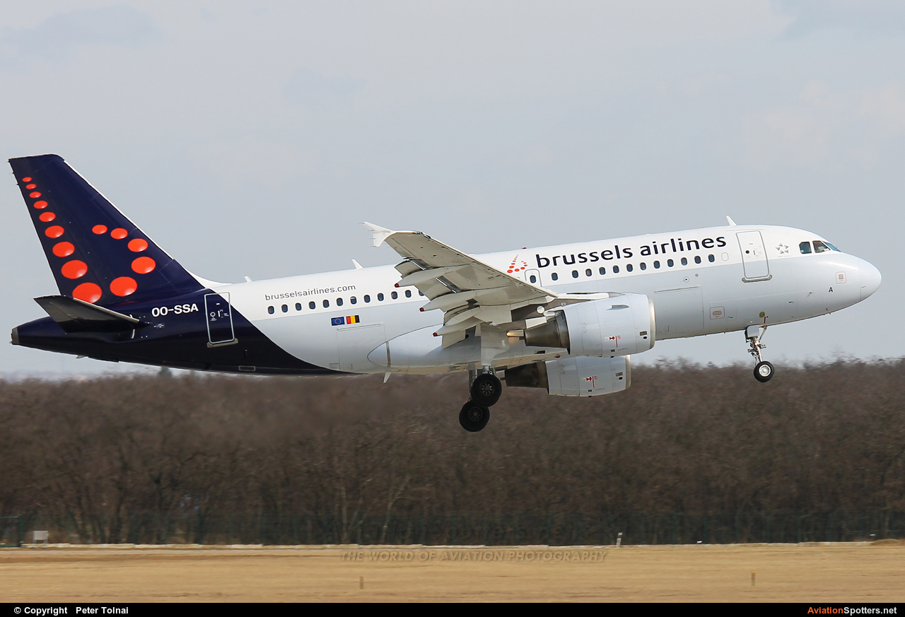 Brussels Airlines  -  A319  (OO-SSA) By Peter Tolnai (ptolnai)