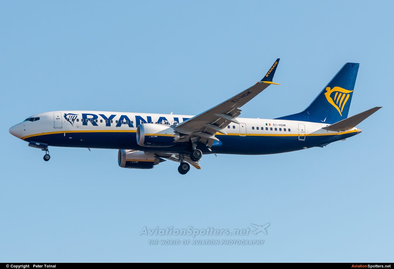 Ryanair  -  737-800  (EI-HGM) By Peter Tolnai (ptolnai)