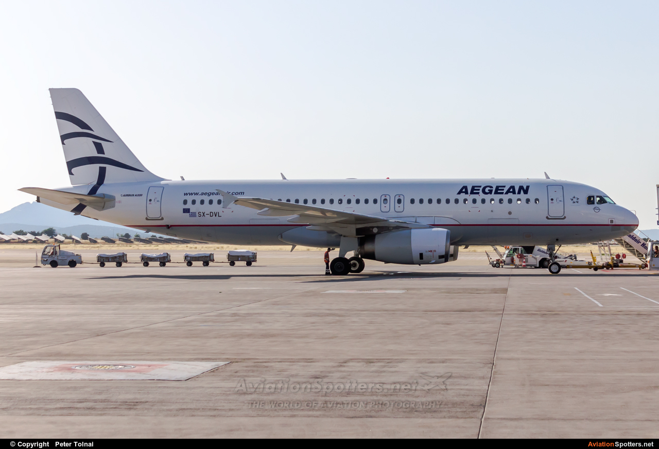Aegean Airlines  -  A320-232  (SX-DVL) By Peter Tolnai (ptolnai)