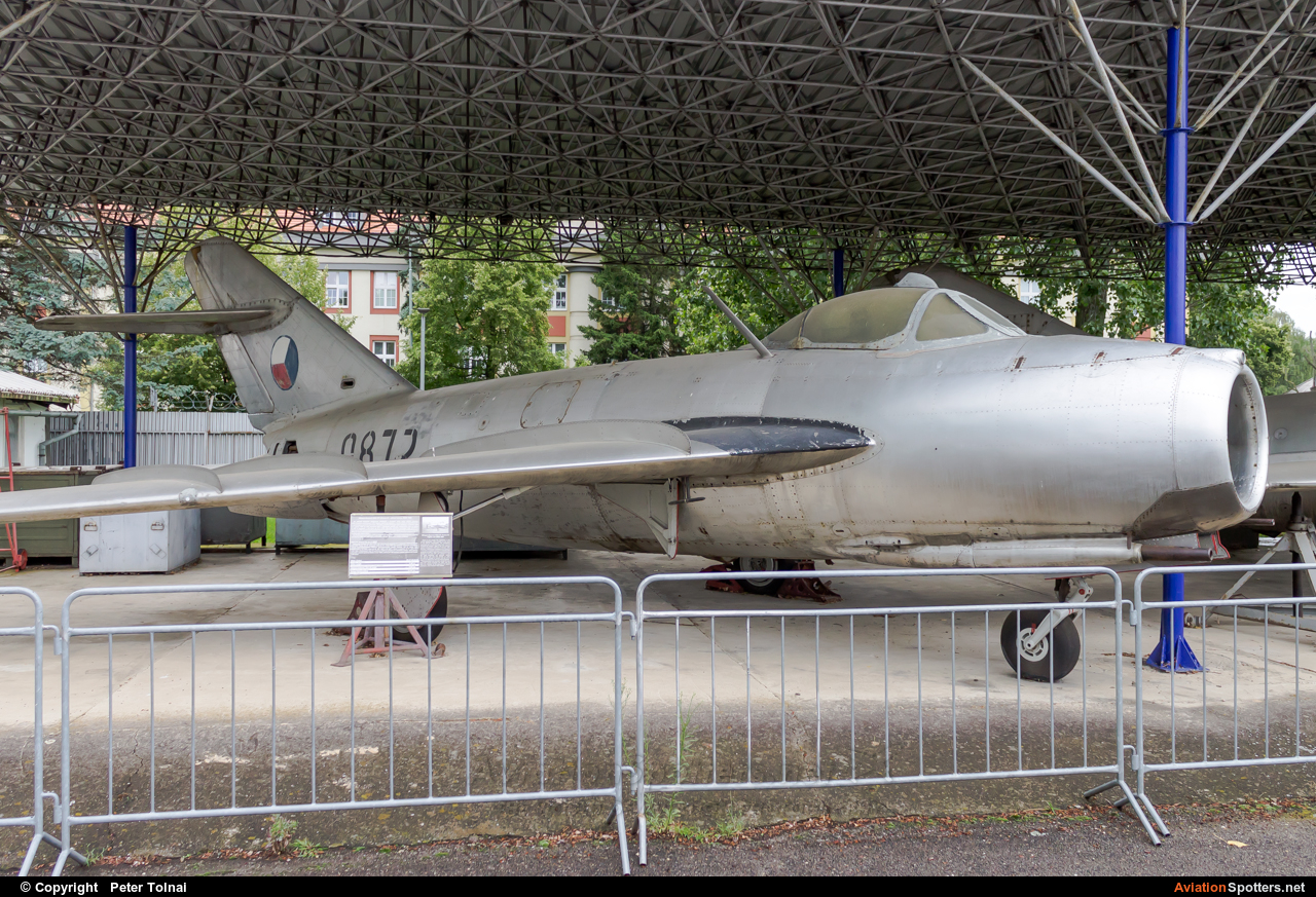 Czechoslovak - Air Force  -  MiG-17F  (0872) By Peter Tolnai (ptolnai)