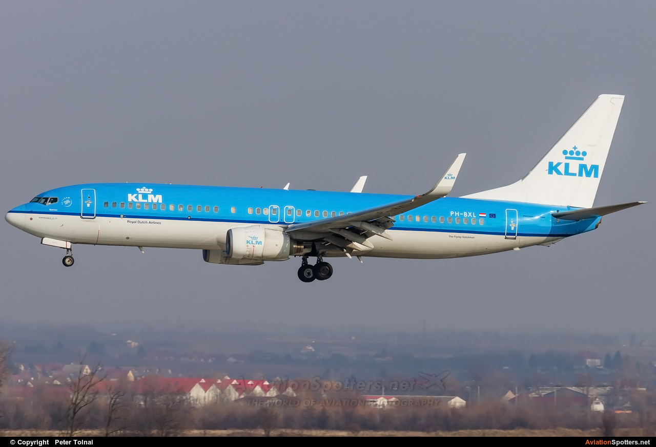 KLM  -  737-800  (PH-BXL) By Peter Tolnai (ptolnai)