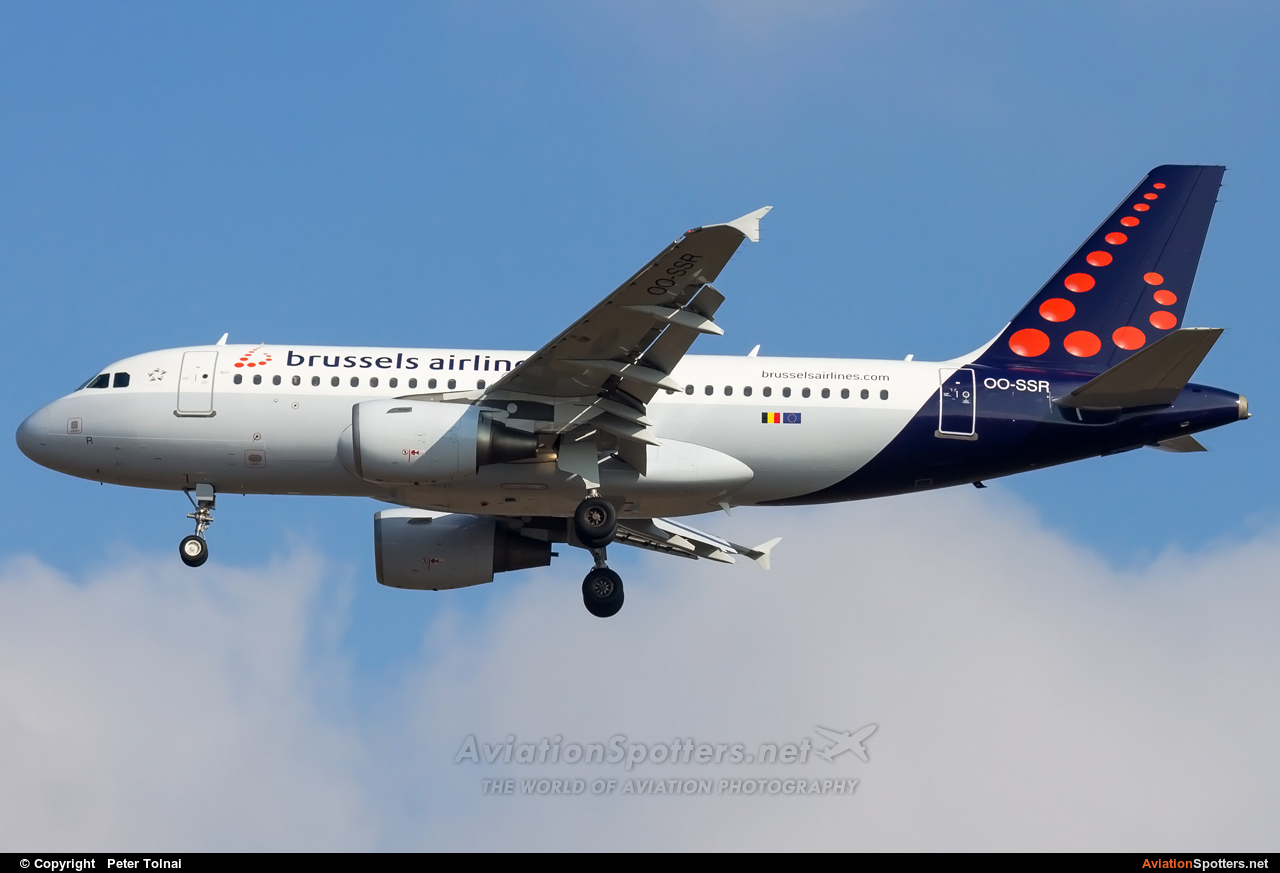 Brussels Airlines  -  A319  (OO-SSR) By Peter Tolnai (ptolnai)