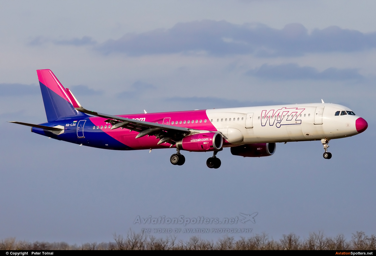 Wizz Air  -  A321-231  (HA-LXA) By Peter Tolnai (ptolnai)