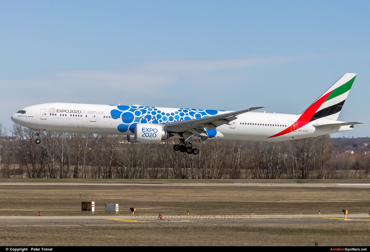Emirates Airlines  -  777-300ER  (A6-ECQ) By Peter Tolnai (ptolnai)