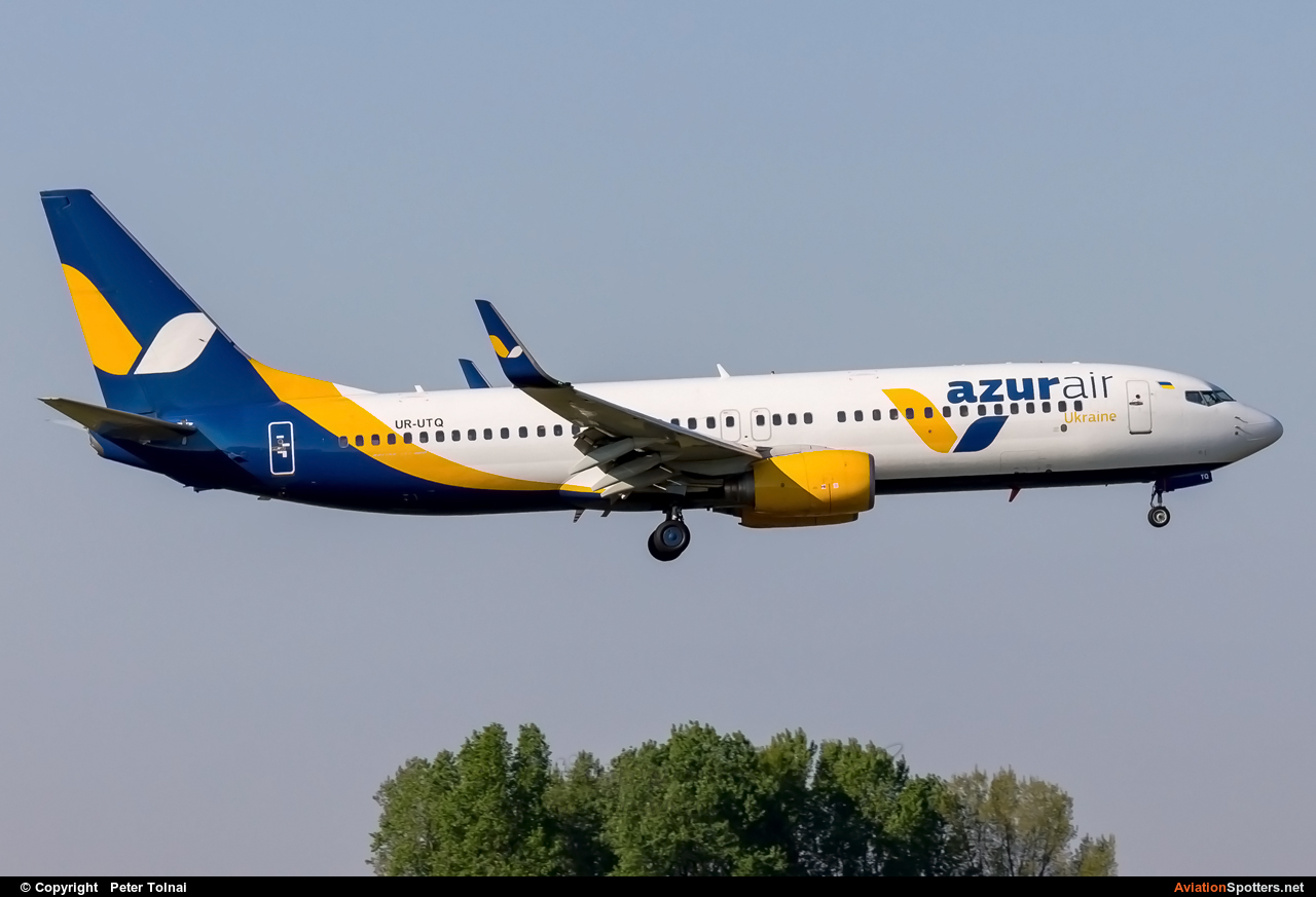Azur Air  -  737-800  (UR-UTQ) By Peter Tolnai (ptolnai)