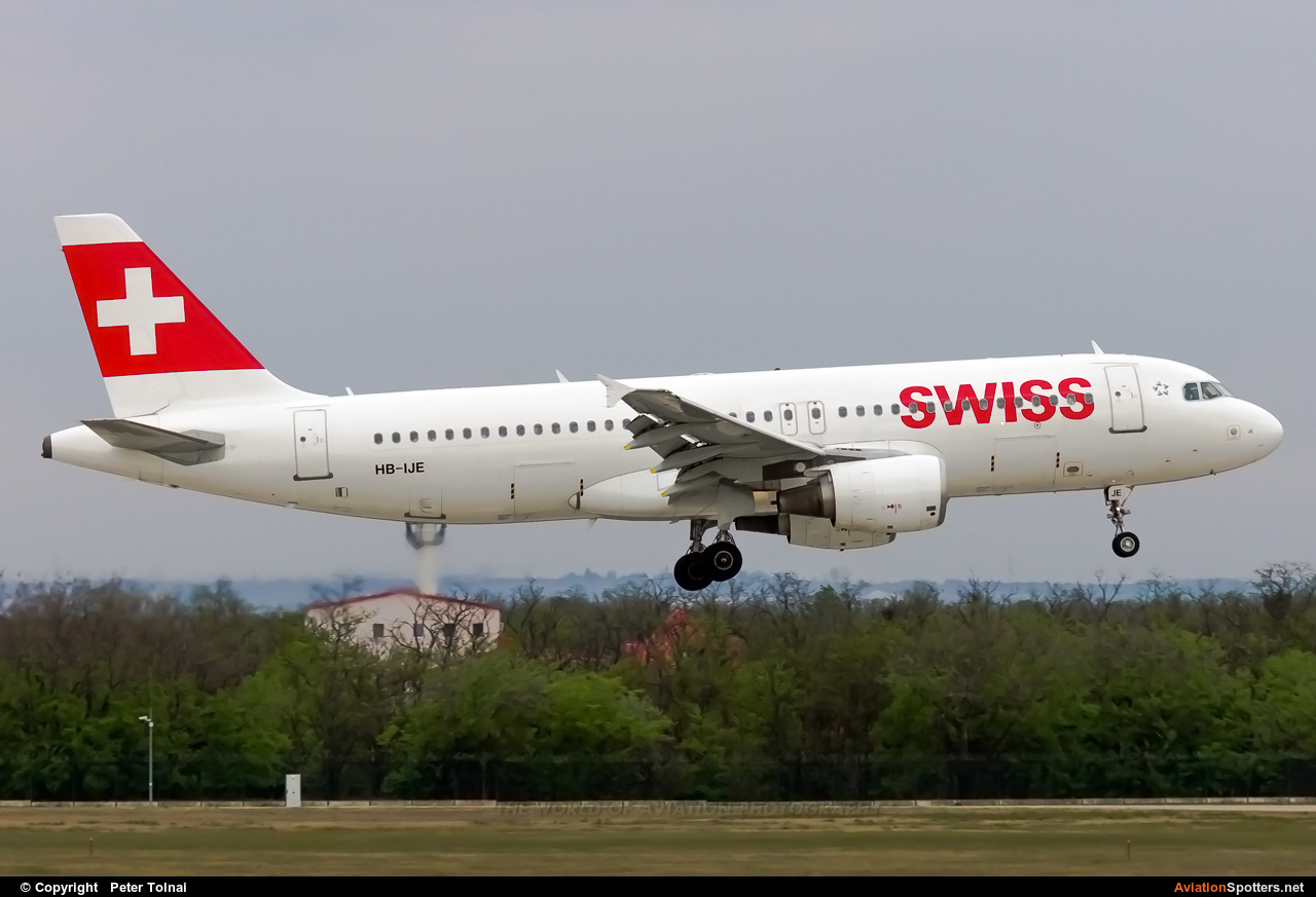 Swiss Airlines  -  A320-214  (HB-IJE) By Peter Tolnai (ptolnai)