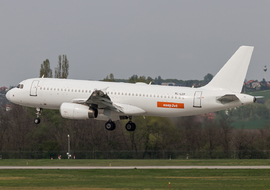 Airbus - A320-232 (YL-LCP) - Rozgonyi Cecília
