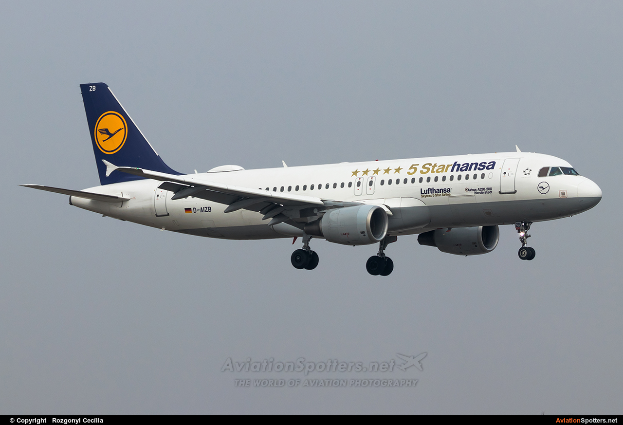 Lufthansa  -  A320-214  (D-AIZB) By Rozgonyi Cecília (Rozgonyi Cecília)