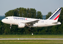 Airbus - A318 (F-GUGM) - regos