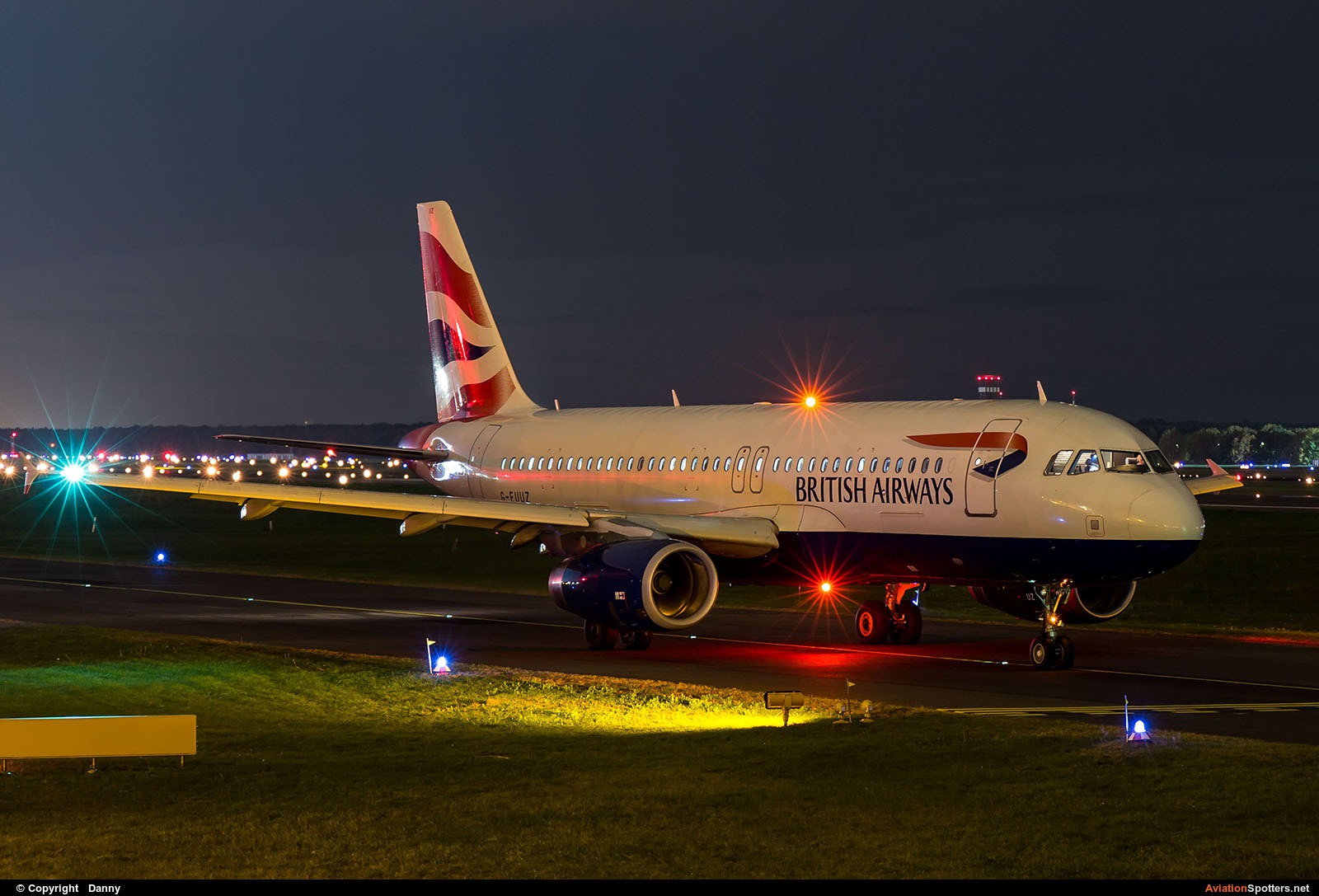 British Airways  -  A320-232  (G-EUUZ) By Danny (Digdis)