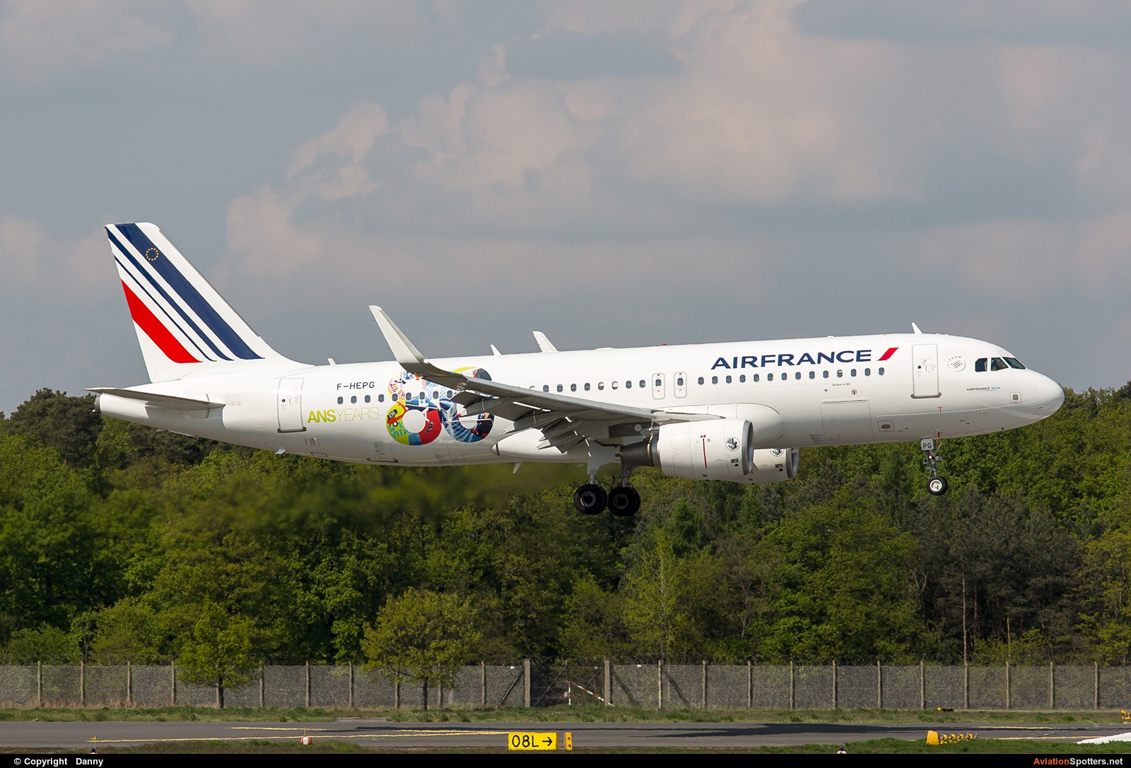 Air France  -  A320-214  (F-HEPG) By Danny (Digdis)