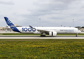 Airbus - A350-900 (F-WMIL) - rbpace