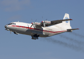 Antonov - An-12 (all models) (UR-CAK) - Gastrospotter