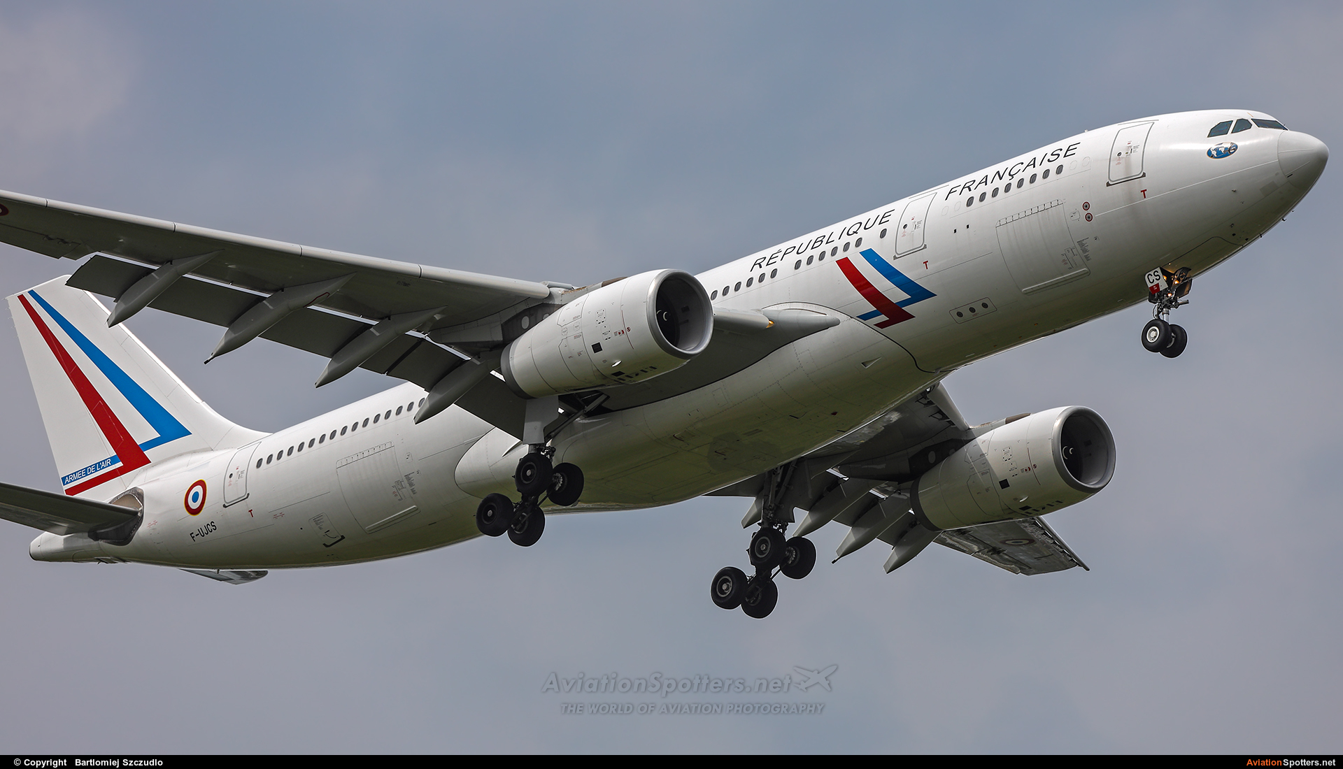 France - Government  -  A330-200  (F-UJCS) By Bartlomiej Szczudlo  (BartekSzczudlo)