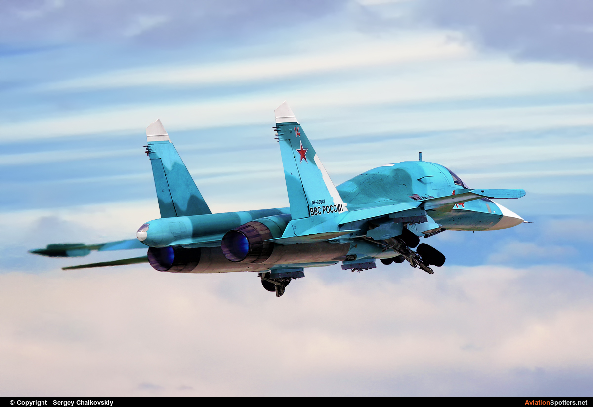 Russia - Air Force  -  Su-34  ( RF-95842 ) By Sergey Chaikovskiy (SergeyL)