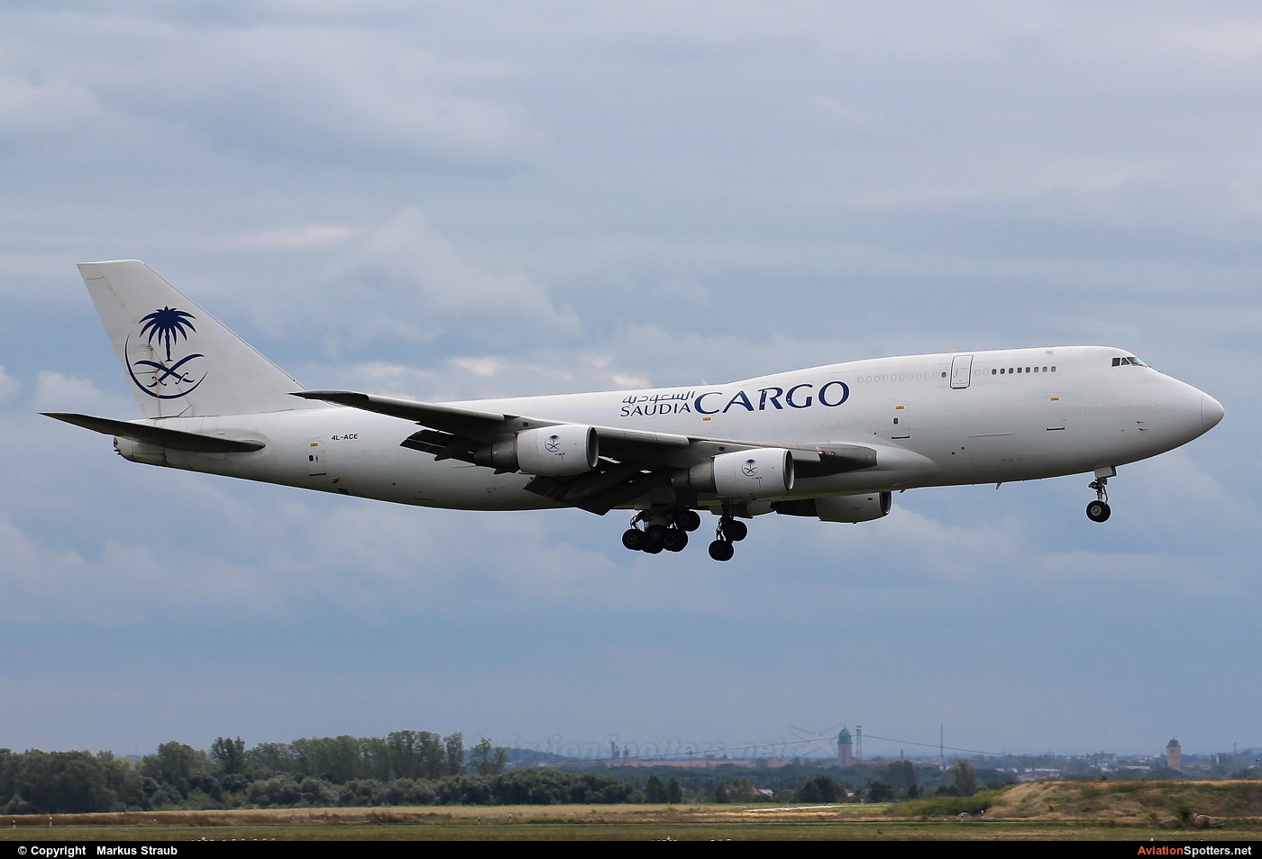 Saudi Arabian Cargo  -  747-300F  (4L-ACE) By Markus Straub  (spottermarkus)