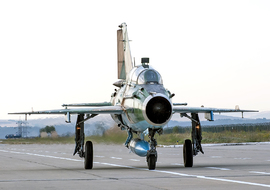 Mikoyan-Gurevich - MiG-21UM (172) - Floyd