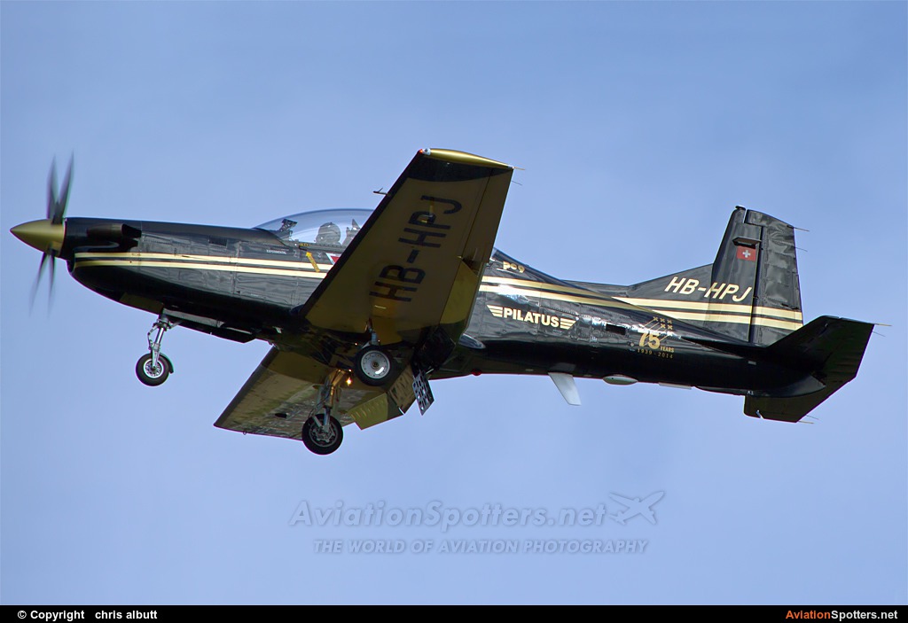 Pilatus  -  PC-9M  (HB-HPJ ) By chris albutt (ctt2706)