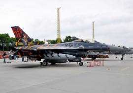 General Dynamics - F-16AM Fighting Falcon (FA-87) - vargagyuri