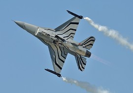 General Dynamics - F-16AM Fighting Falcon (FA-123) - vargagyuri