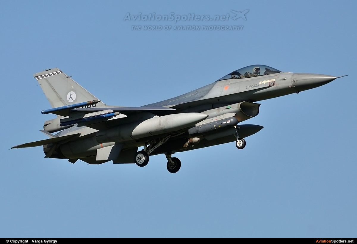 Netherlands - Air Force  -  F-16AM Fighting Falcon  (J-008) By Varga György (vargagyuri)