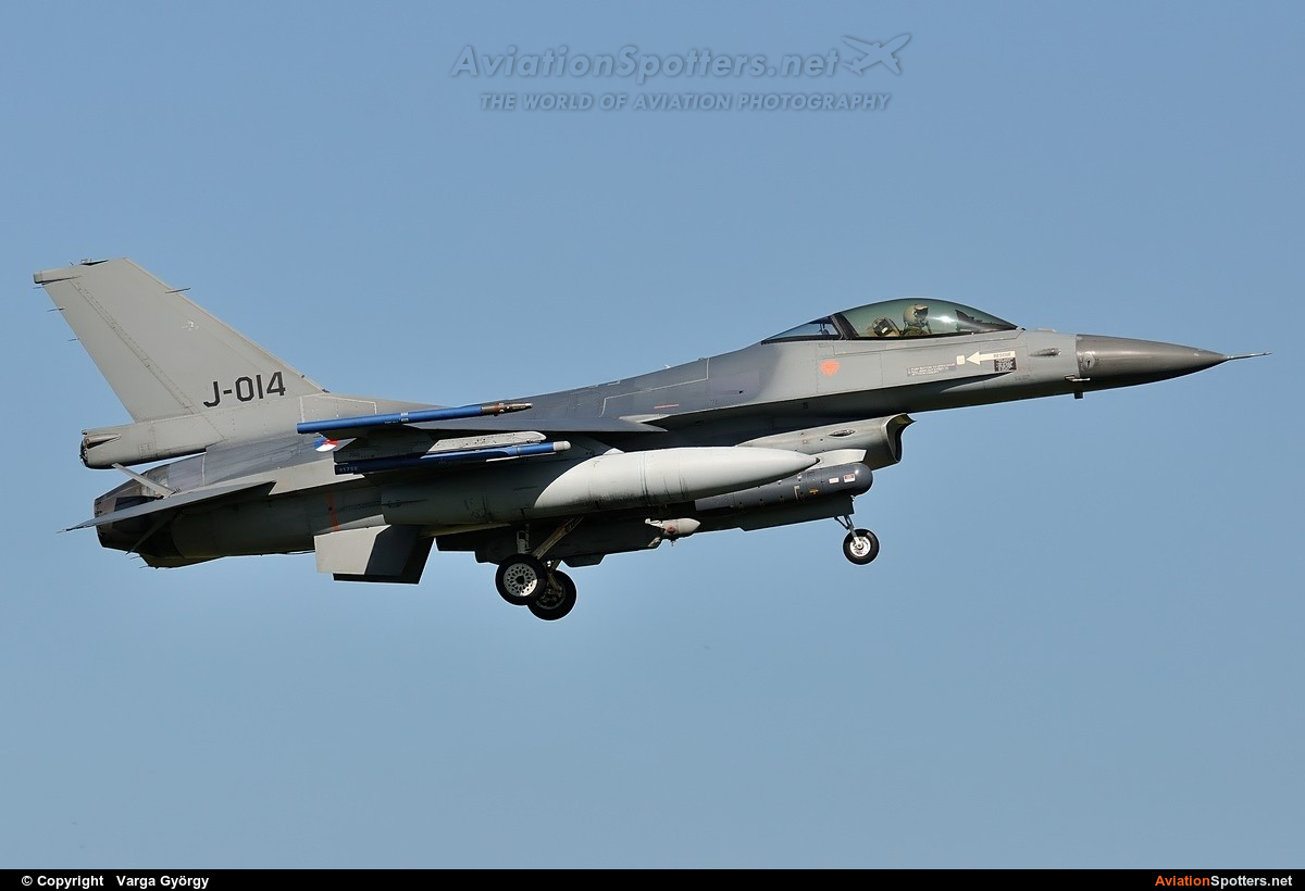 Netherlands - Air Force  -  F-16AM Fighting Falcon  (J-014) By Varga György (vargagyuri)