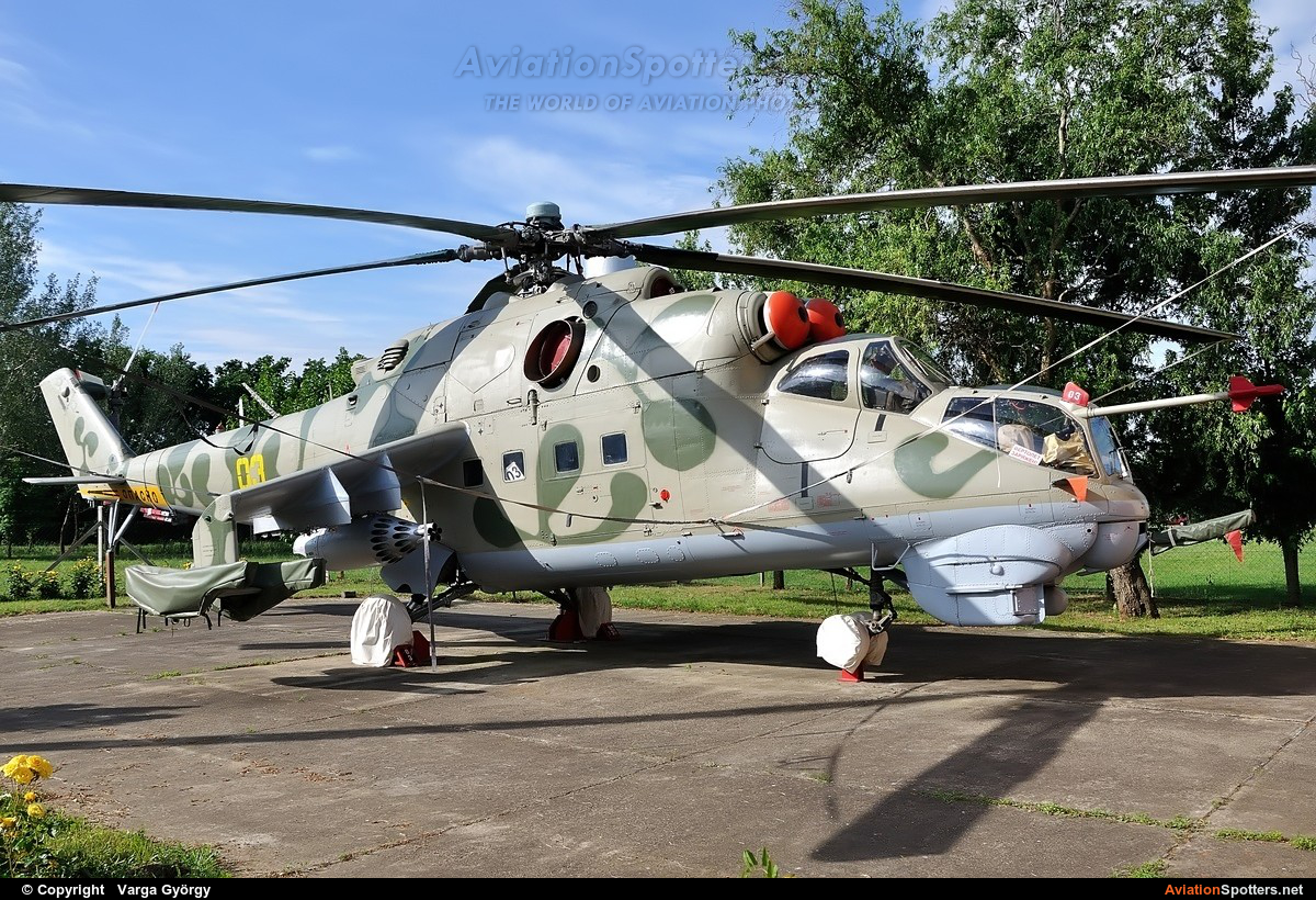Germany - Democratic Republic Air Force  -  Mi-24D  (403) By Varga György (vargagyuri)
