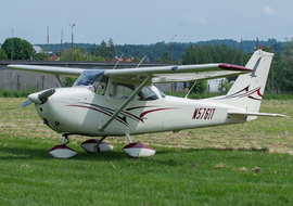 Cessna - 172 Skyhawk (all models except RG) (N5761T) - big