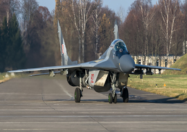 Mikoyan-Gurevich - MiG-29A (92) - big