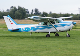 Cessna - 172 Skyhawk (all models except RG) (SP-TZI) - big