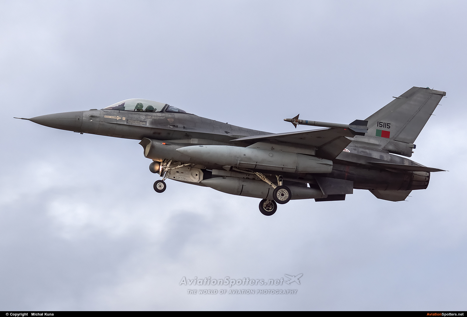 Portugal - Air Force  -  F-16AM Fighting Falcon  (15115) By Michał Kuna (big)