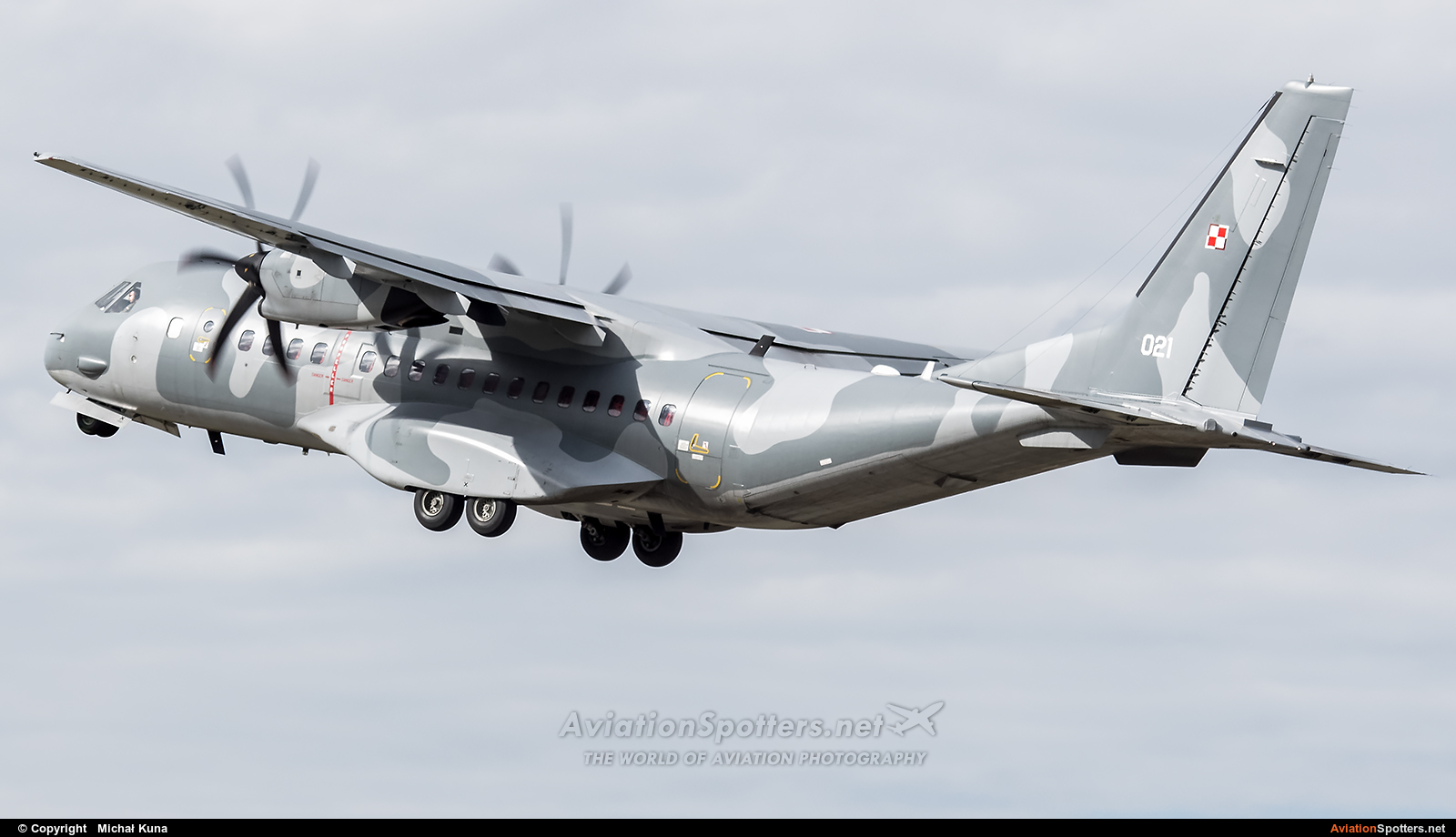 Poland - Air Force  -  C-295M  (021) By Michał Kuna (big)