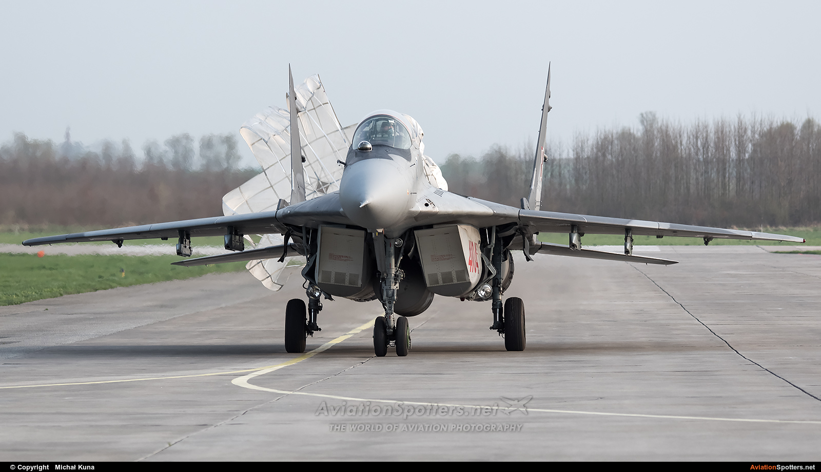 Poland - Air Force  -  MiG-29G  (4104) By Michał Kuna (big)