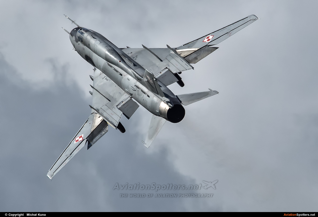 Poland - Air Force  -  Su-22M-4  (3304) By Michał Kuna (big)