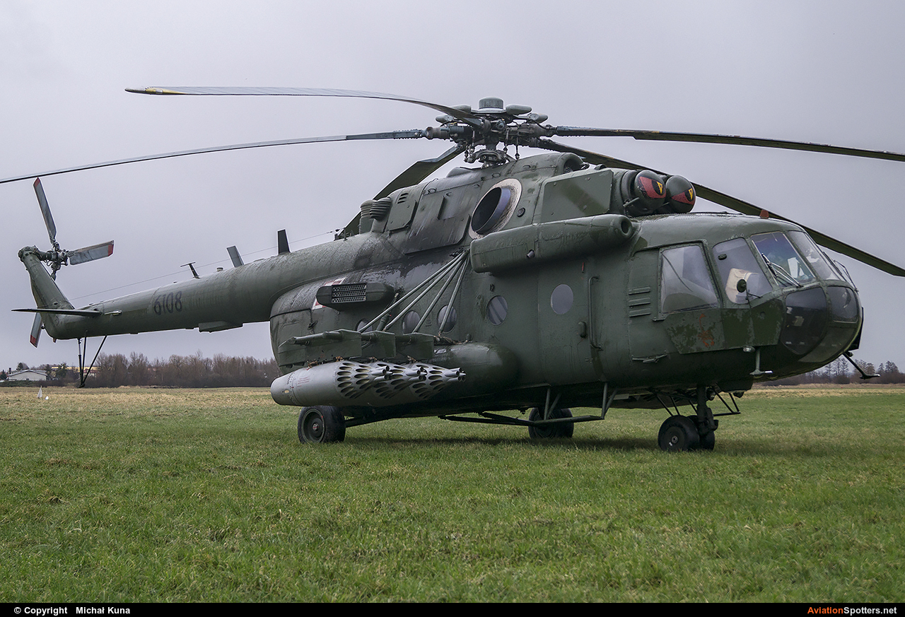 Poland - Army  -  Mi-17  (6108) By Michał Kuna (big)