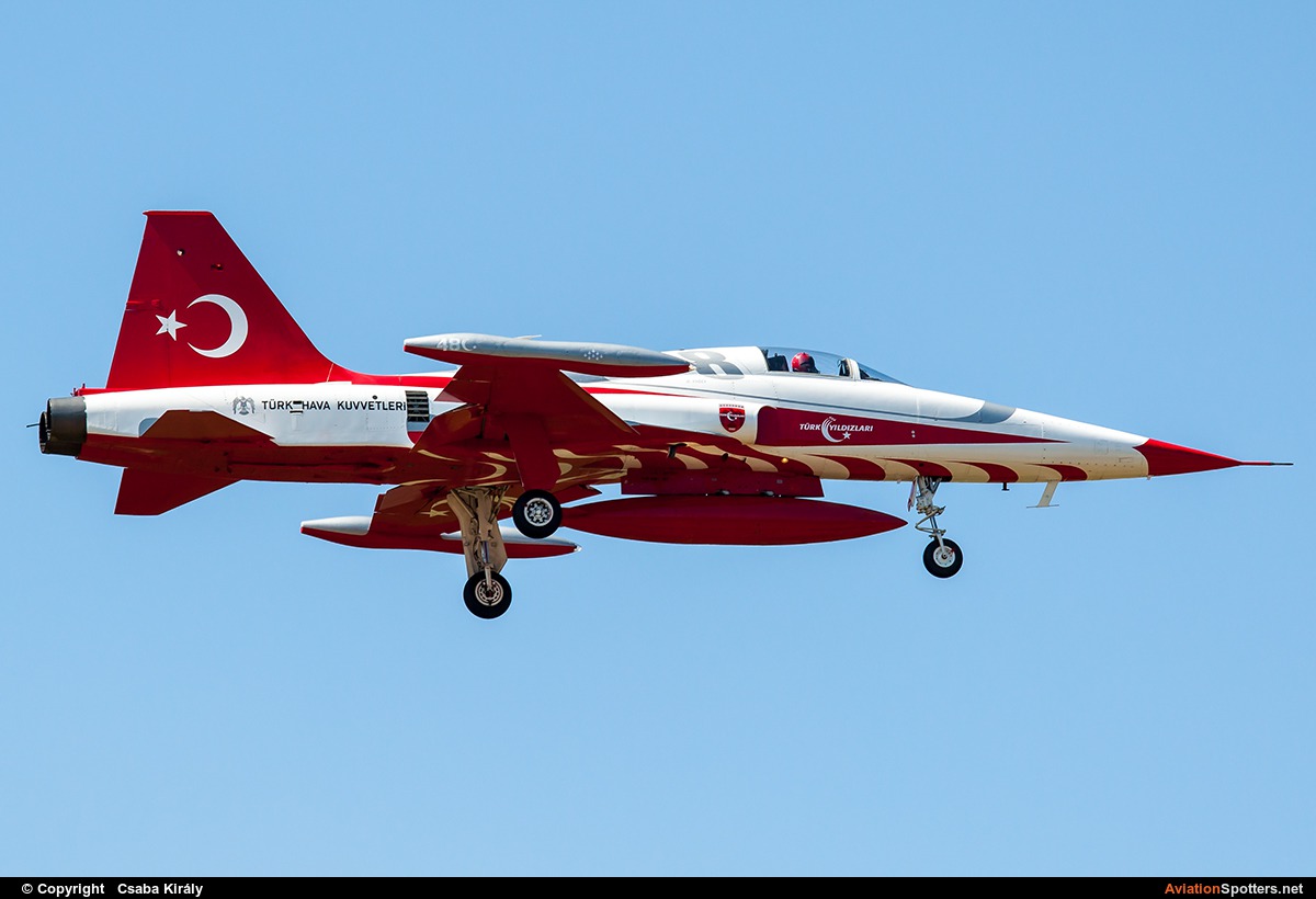 Turkey - Air Force : Turkish Stars  -  NF-5A  (71-3048) By Csaba Király (Csaba Kiraly)
