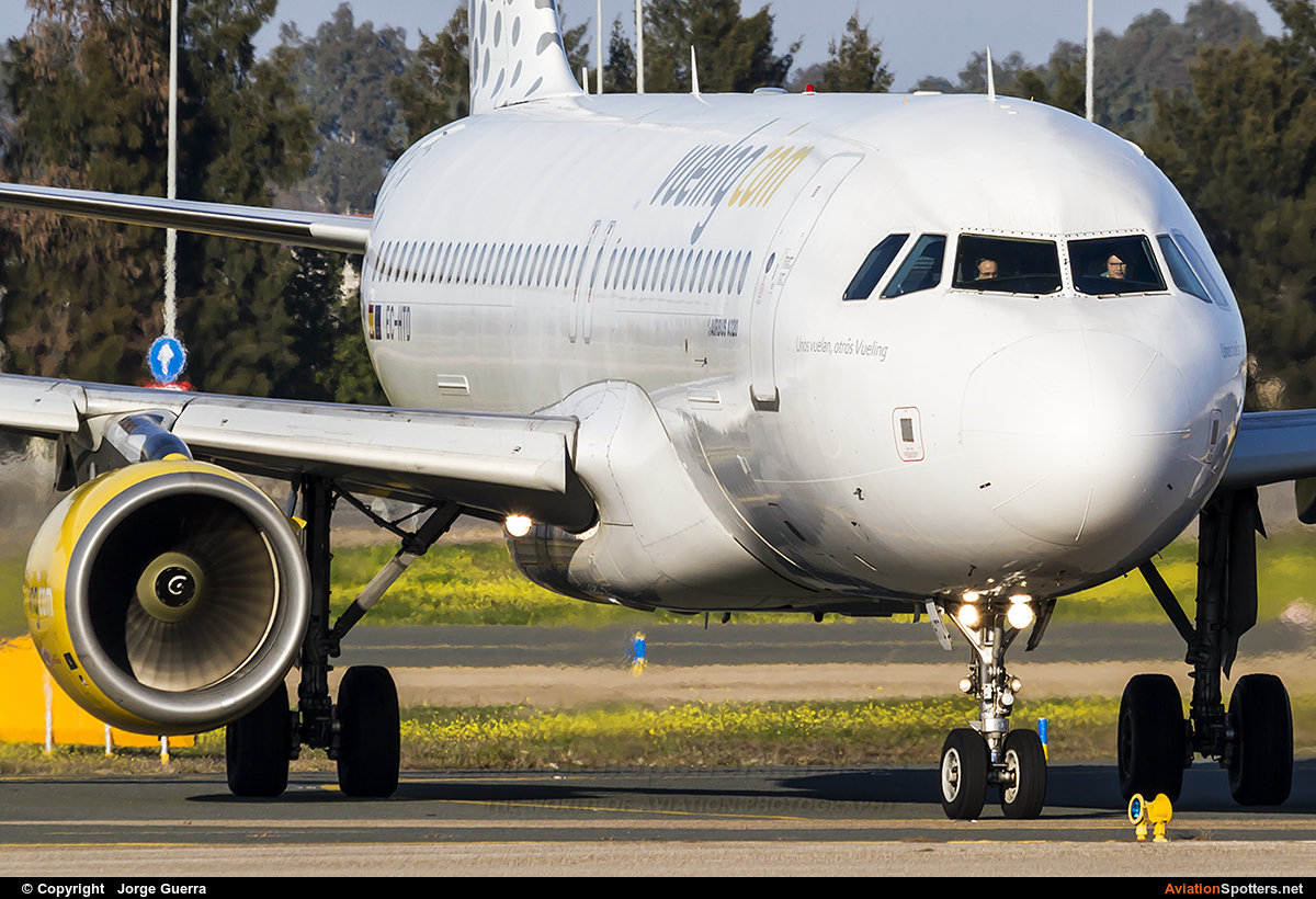 Vueling Airlines  -  A320-214  (EC-HTD) By Jorge Guerra (Jorge Guerra)