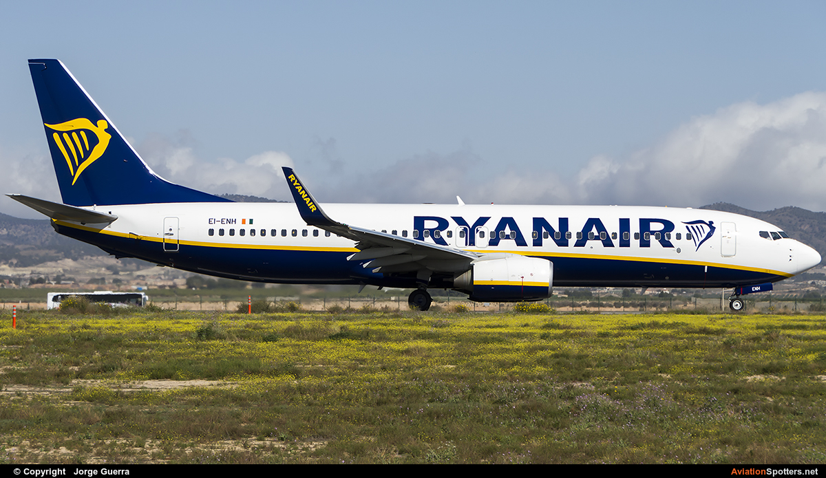 Ryanair  -  737-800  (EI-ENH) By Jorge Guerra (Jorge Guerra)