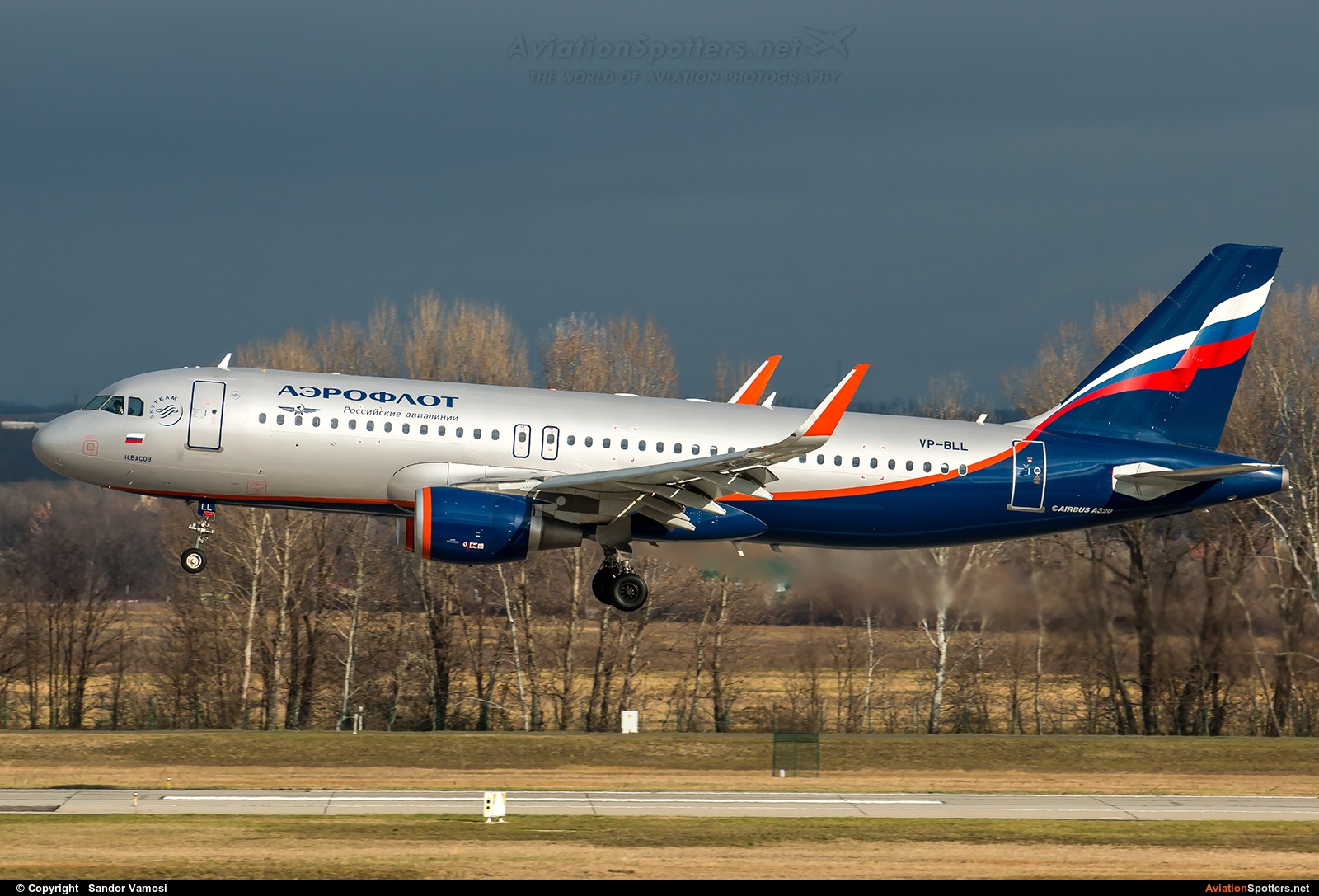 Aeroflot  -  A320  (VP-BLL) By Sandor Vamosi (ALEX67)