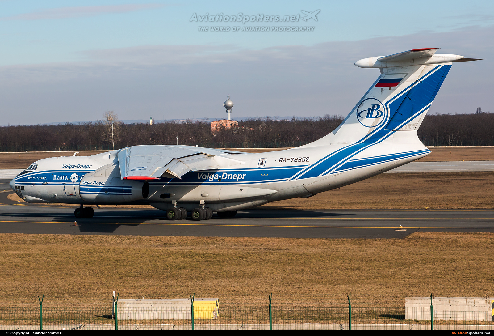 Volga-Dnepr Airlines  -  Il-76TD-90VD  (RA-76952) By Sandor Vamosi (ALEX67)
