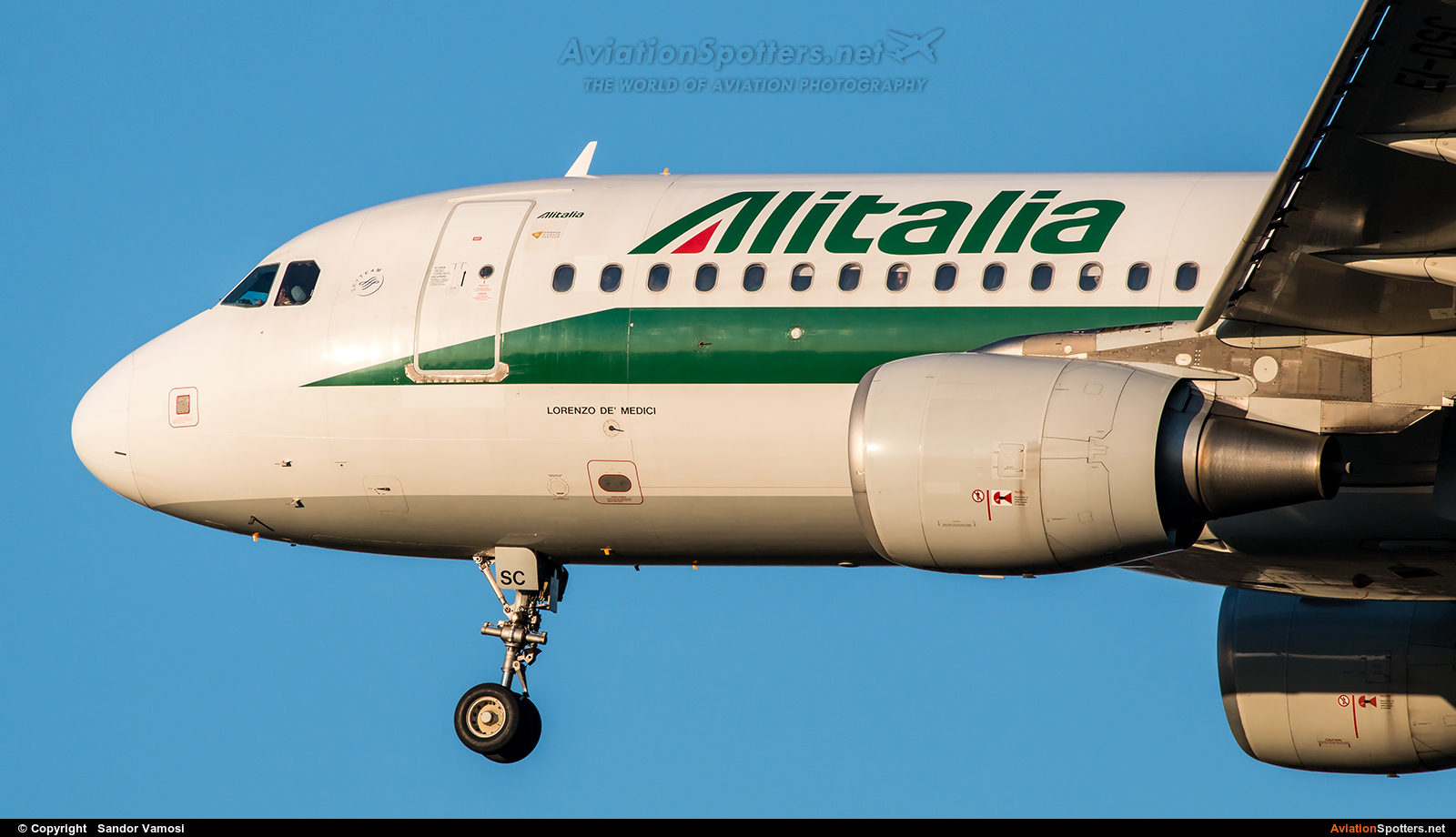 Alitalia  -  A320-216  (EI-DSC) By Sandor Vamosi (ALEX67)