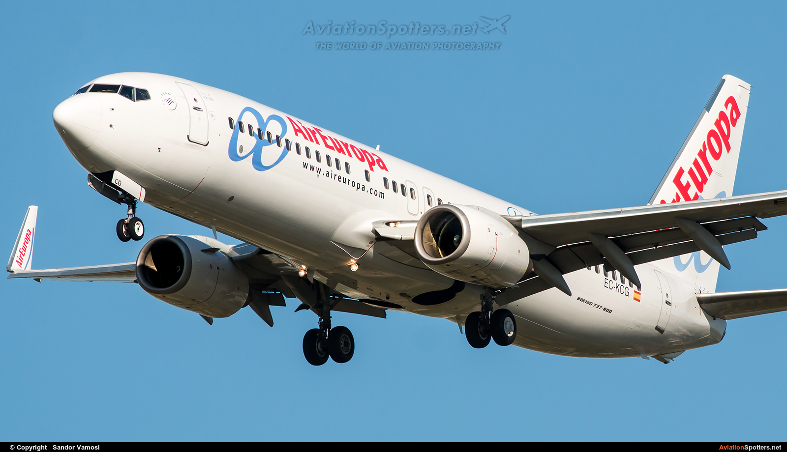 Air Europa  -  737-800  (EC-KCG) By Sandor Vamosi (ALEX67)