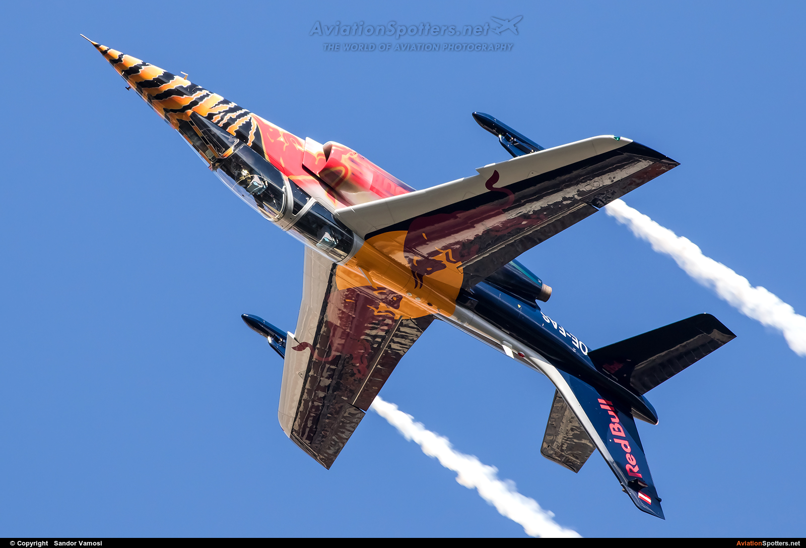 Red Bull  -  Alpha Jet A  (OE-FAS) By Sandor Vamosi (ALEX67)