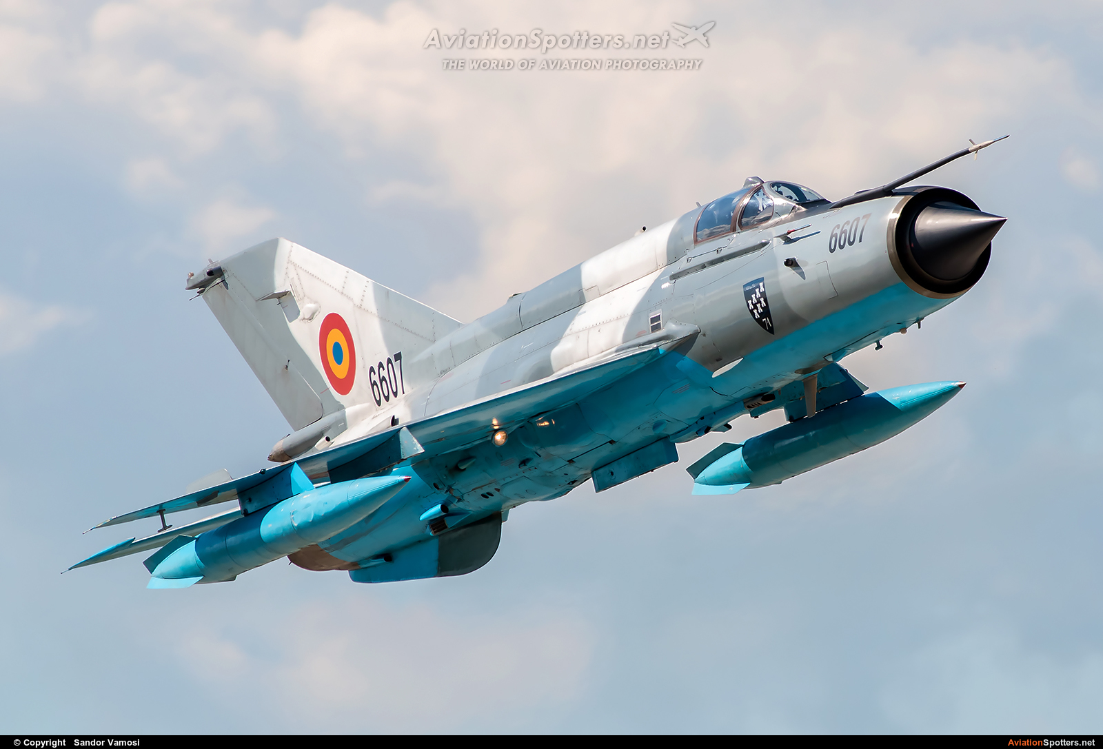 Romania - Air Force  -  MiG-21 LanceR C  (6607) By Sandor Vamosi (ALEX67)